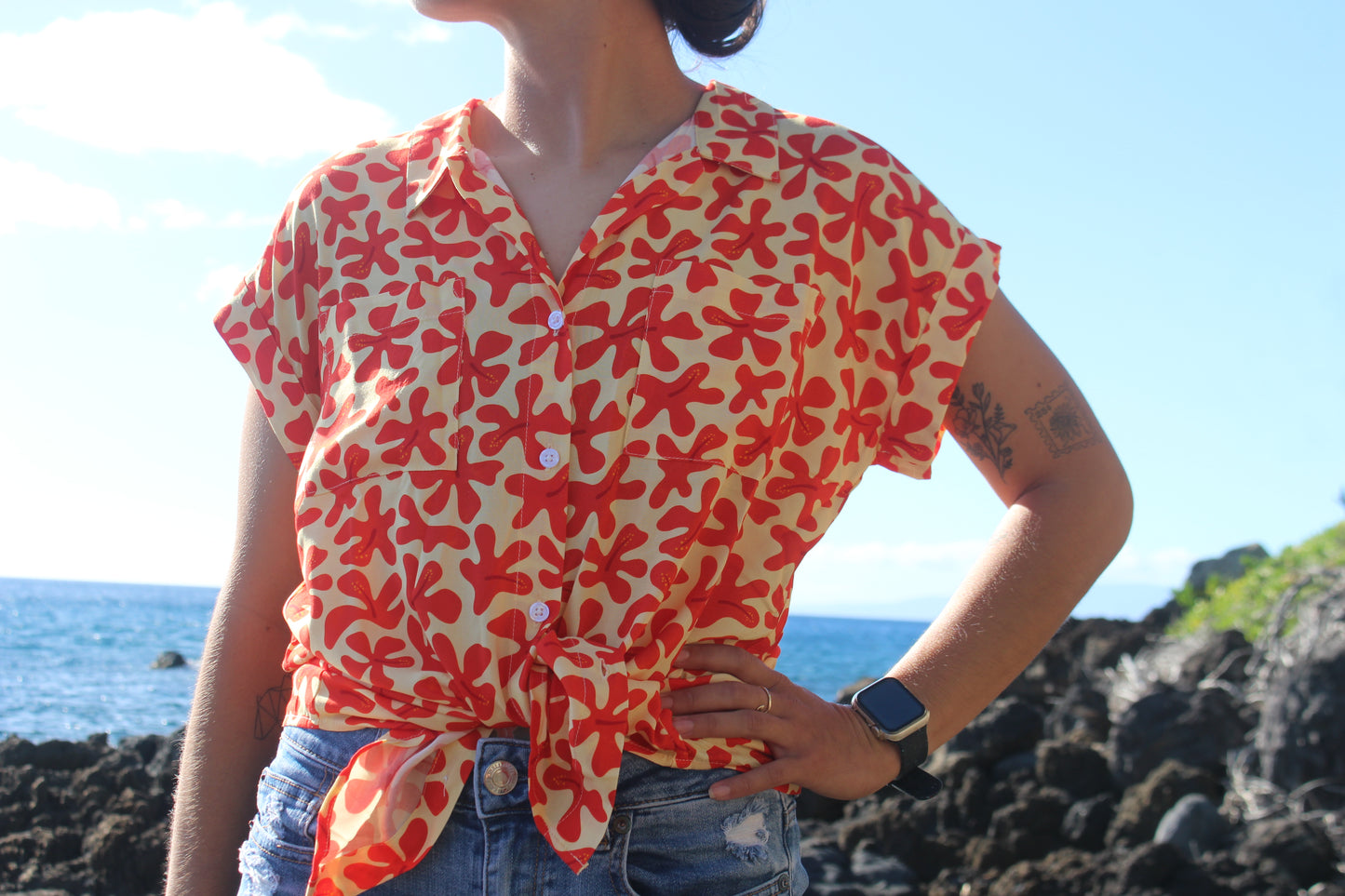 Retro Hibiscus Aloha Shirt